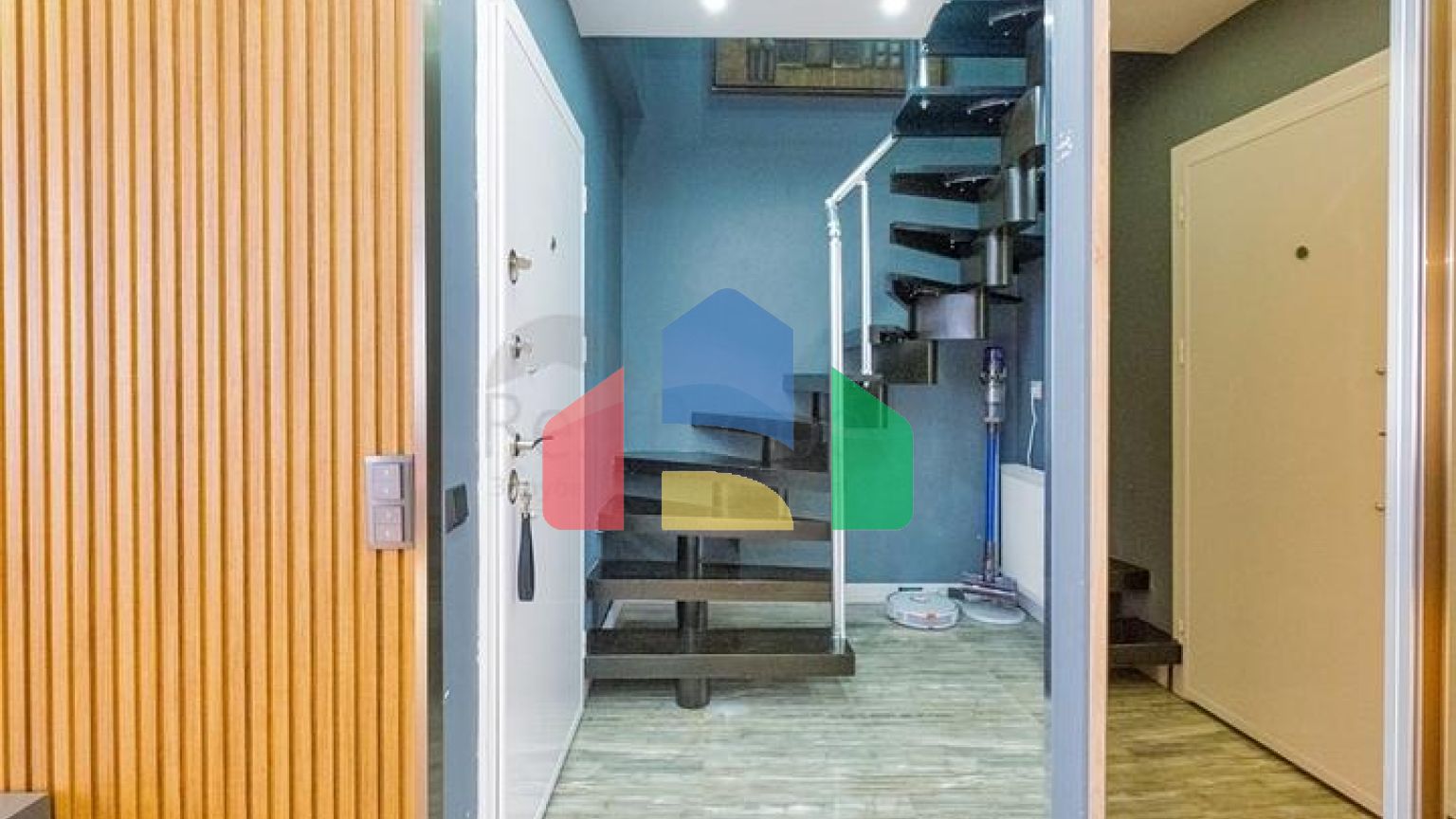 Квартира планировки 3+1 дуплекс в микрорайоне Енигюн - Анталия