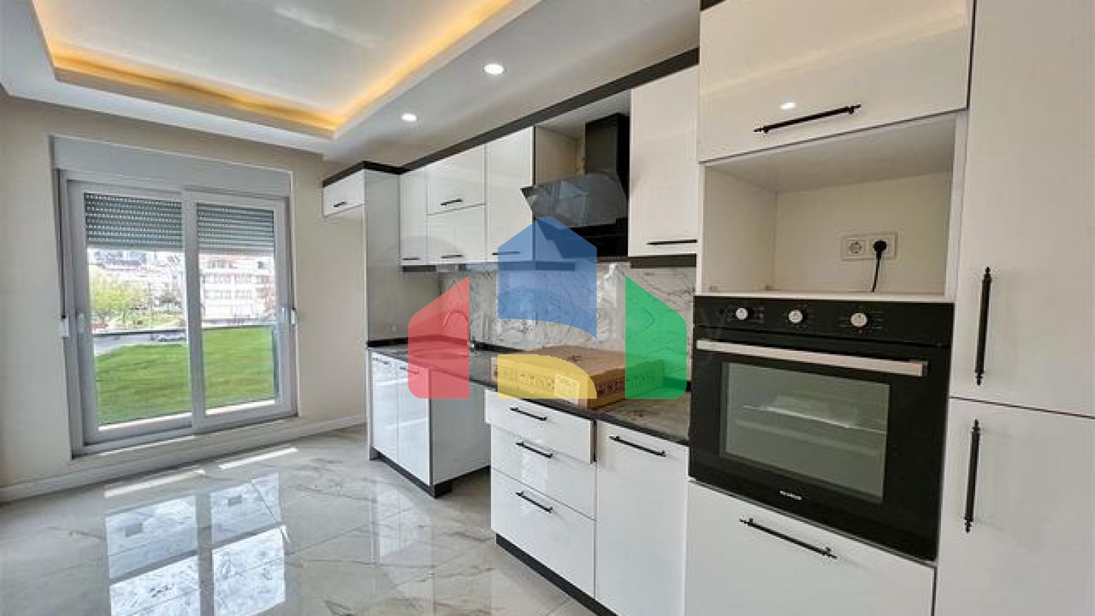 Квартира планування 3 + 1 в мікрорайоні Етилер - Анталія