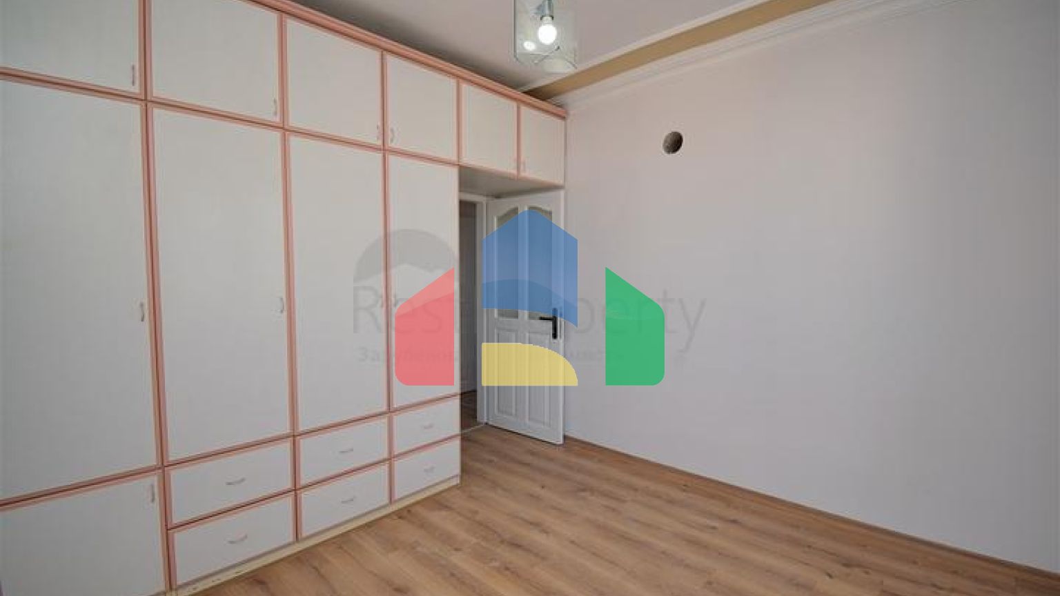 Квартира планування 3 + 1 в мікрорайоні Енігюн - Анталія