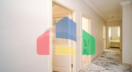 Квартира планування 3 + 1 в центрі міста Анталія