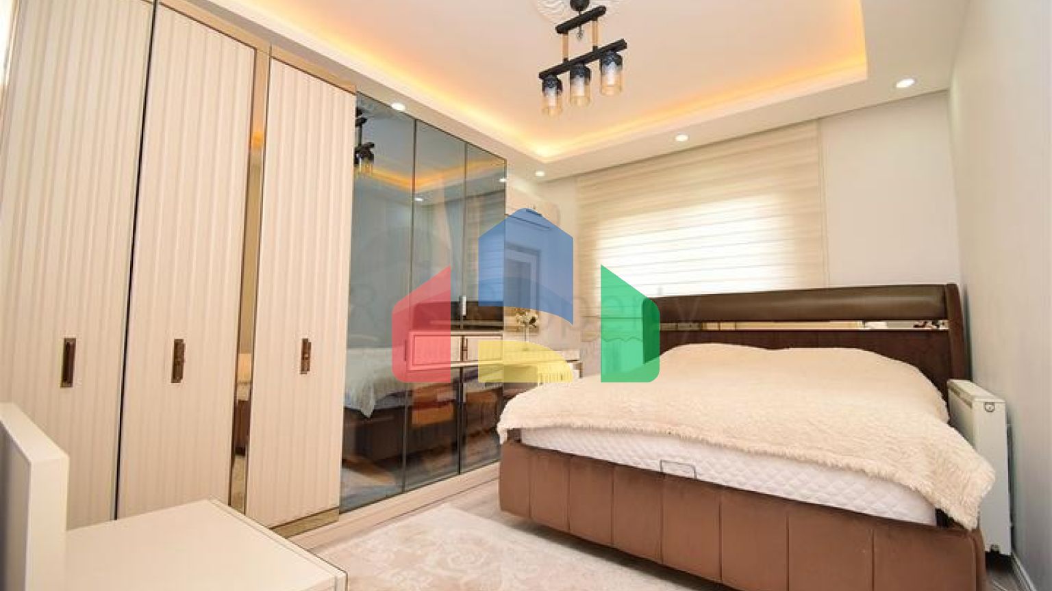 Квартира планування 2 + 1 в мікрорайоні Кизилтопрак - Анталія