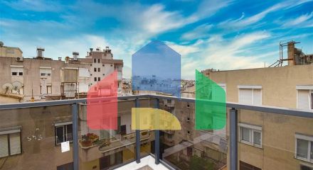 Квартира планування 3 + 1 в центрі міста Анталія