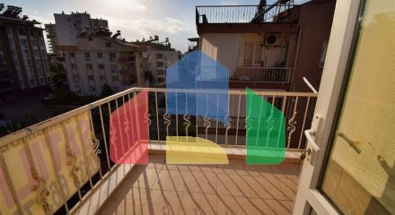 3+1 apartment in the Meydankavagi - Antalya neighborhood