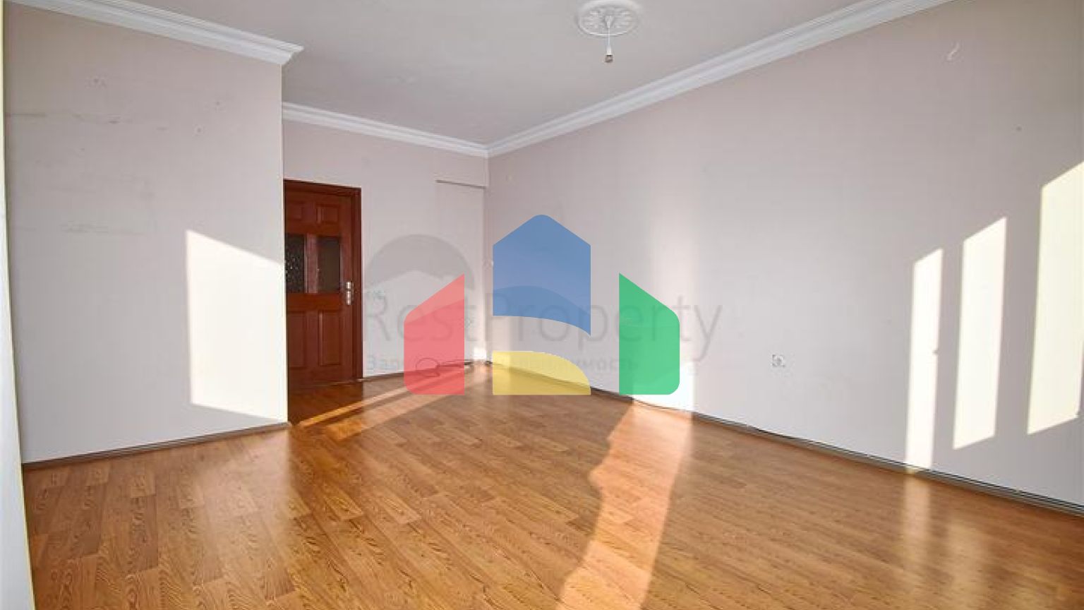 Квартира планування 3 + 1 в мікрорайоні Мейданкаваги - Анталія