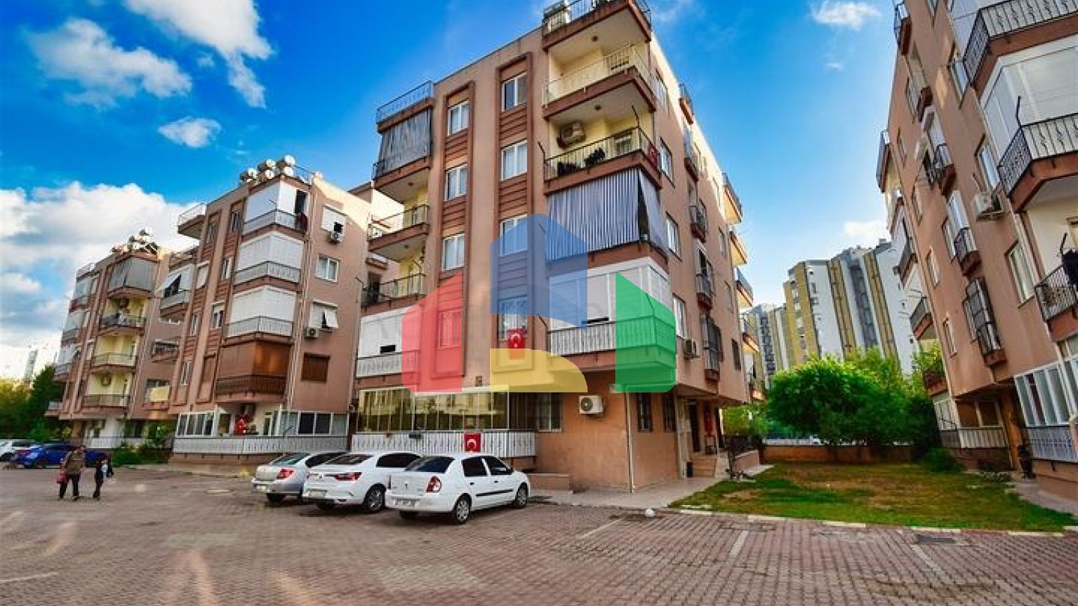 Квартира планування 3 + 1 в мікрорайоні Мейданкаваги - Анталія