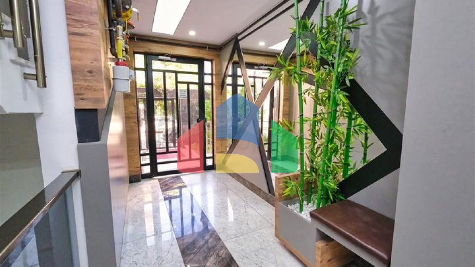 Квартира планування 4 + 1 дуплекс в центрі міста Анталія