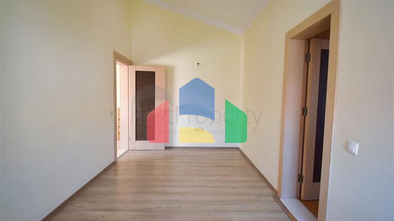 Квартира планування 6 + 2 дуплекс в центрі міста Анталія