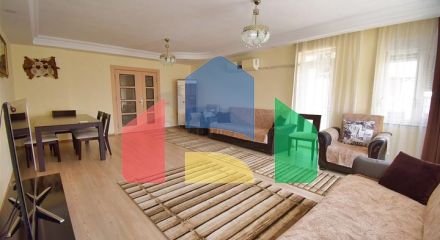 Квартира планування 6 + 2 дуплекс в центрі міста Анталія