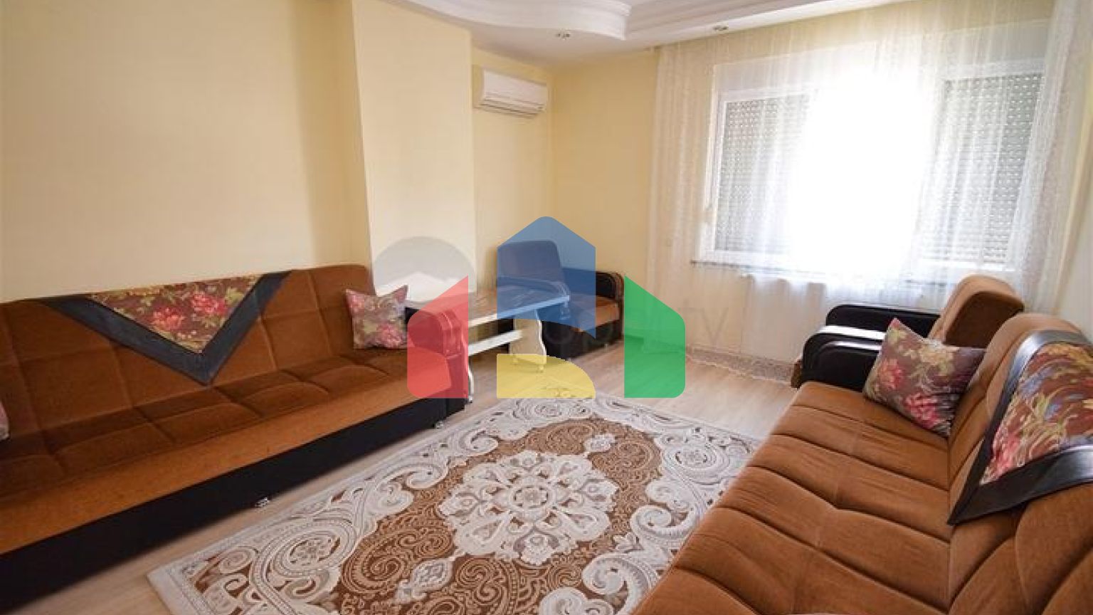 Квартира планування 6 + 2 дуплекс в центрі міста Анталія