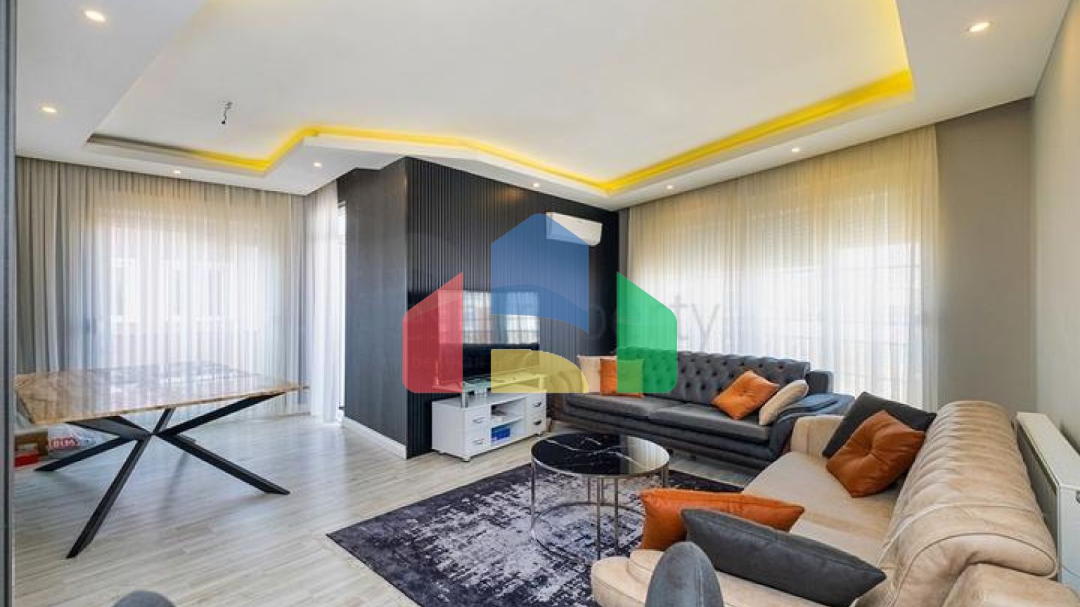 Квартира планування 4 + 1 дуплекс в мікрорайоні Кизиларик-Анталія