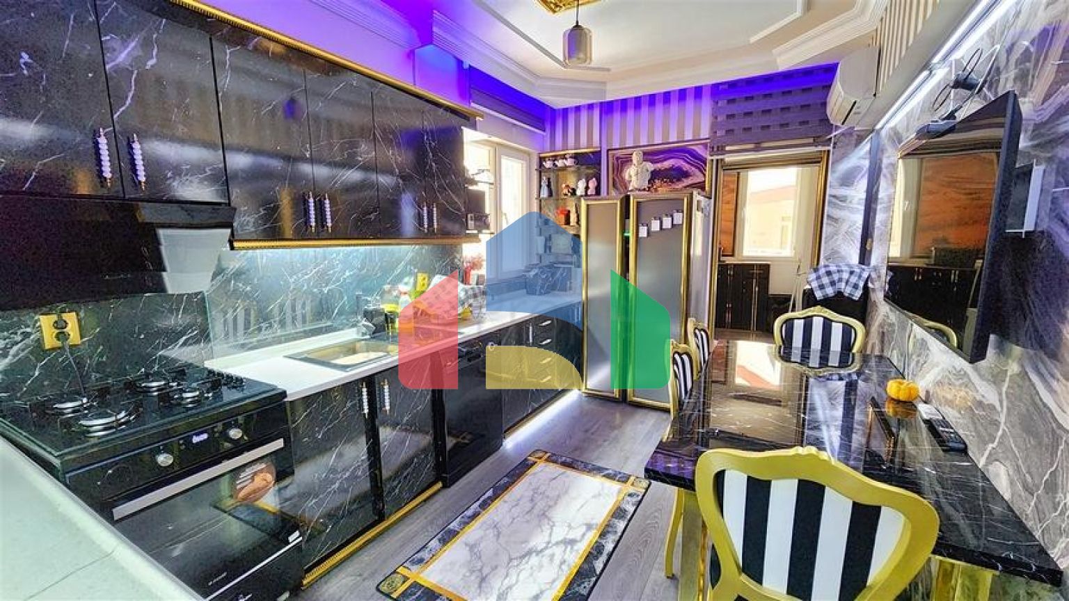 Квартира планування 3 + 1 в мікрорайоні Торослар - Анталія