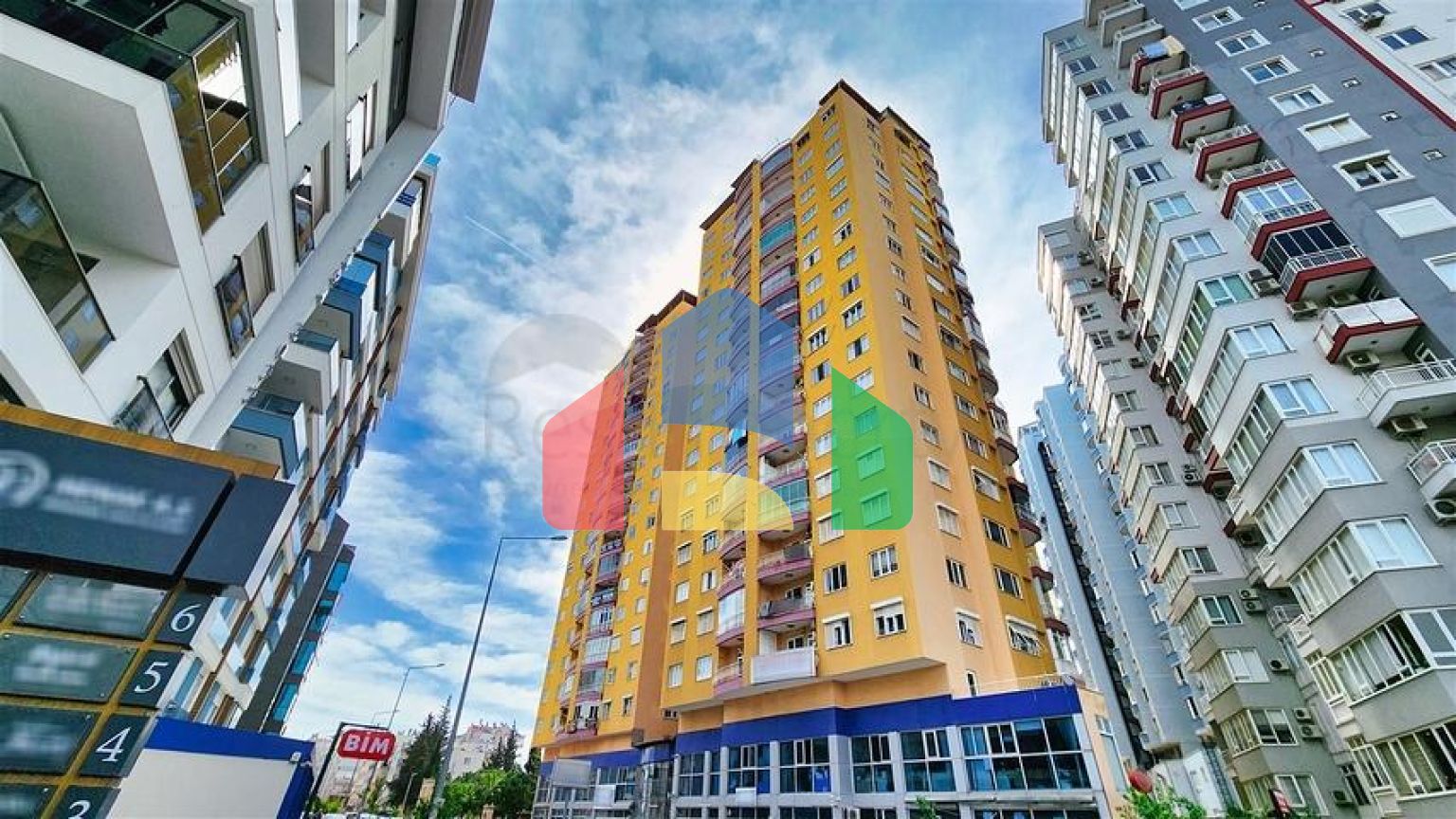 Квартира планування 3 + 1 в мікрорайоні Торослар - Анталія