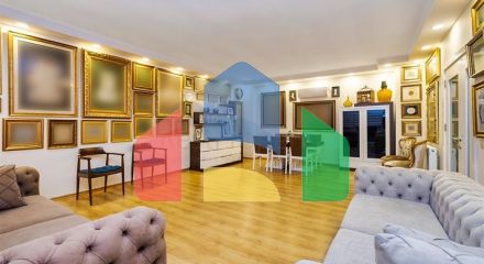 Квартира планування 3 + 1 в центрі міста Анталія
