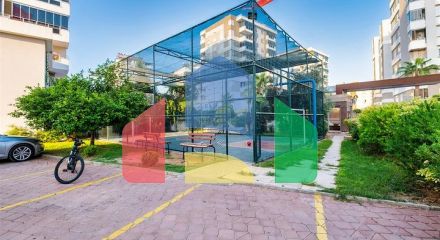 Квартира планировки 3+1 в центре города Анталия