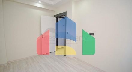 Квартири планування 1 + 1 і 4 + 1 в мікрорайоні Конуксевер - Анталія