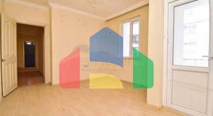 Квартира планировки 2+1 в микрорайоне Кызыларык - Анталия