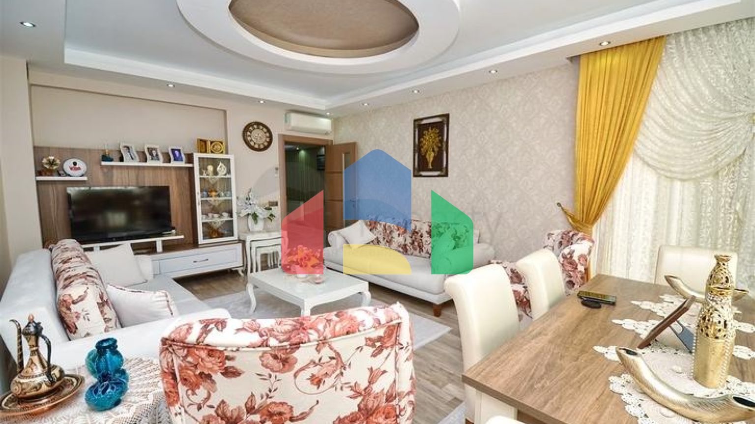 Квартира планування 3 + 1 в мікрорайоні Чайбаші - Анталія