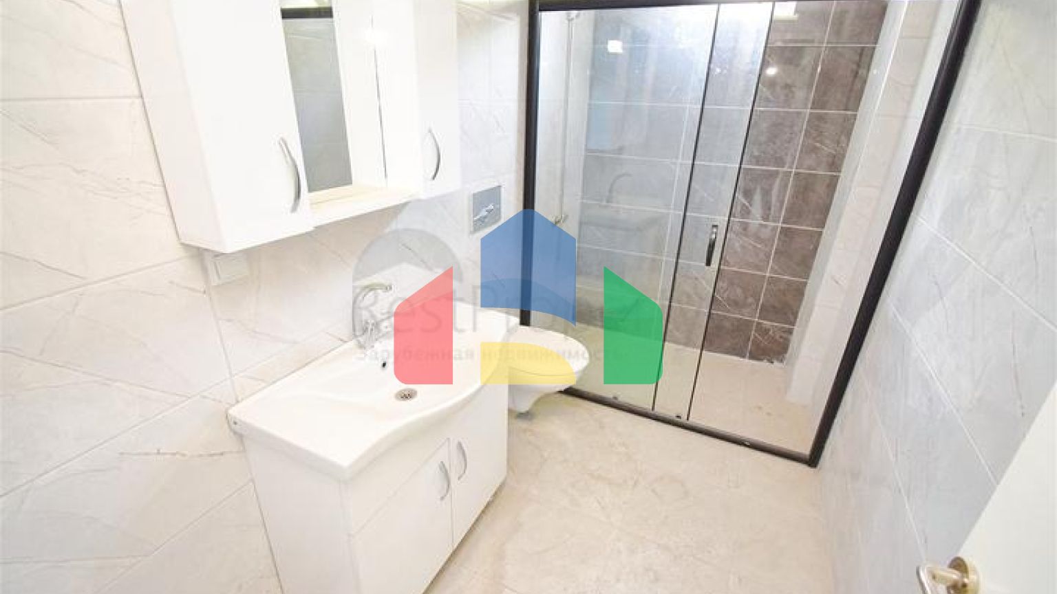 Квартира планування 2 + 1 в центрі міста Анталія