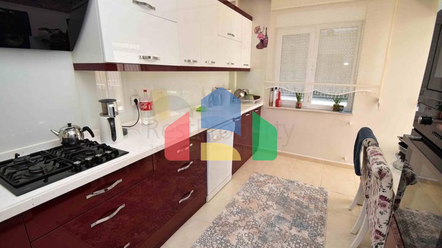 Квартира планування 5 + 2 дуплекс в центрі міста Анталія