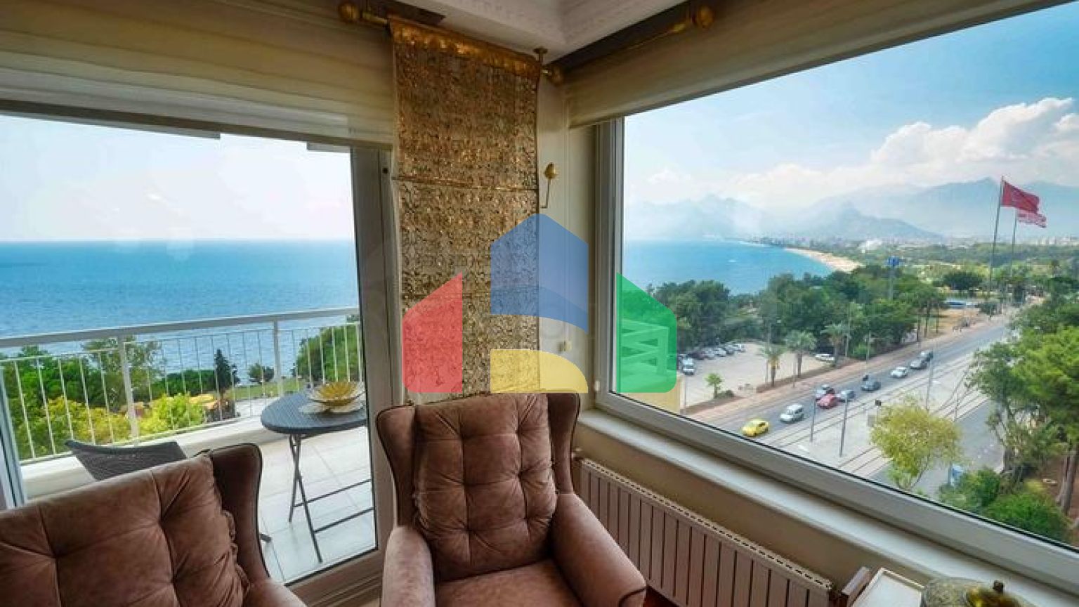 Квартира планування 4 + 1 в мікрорайоні Бахчеліевлер - Анталія