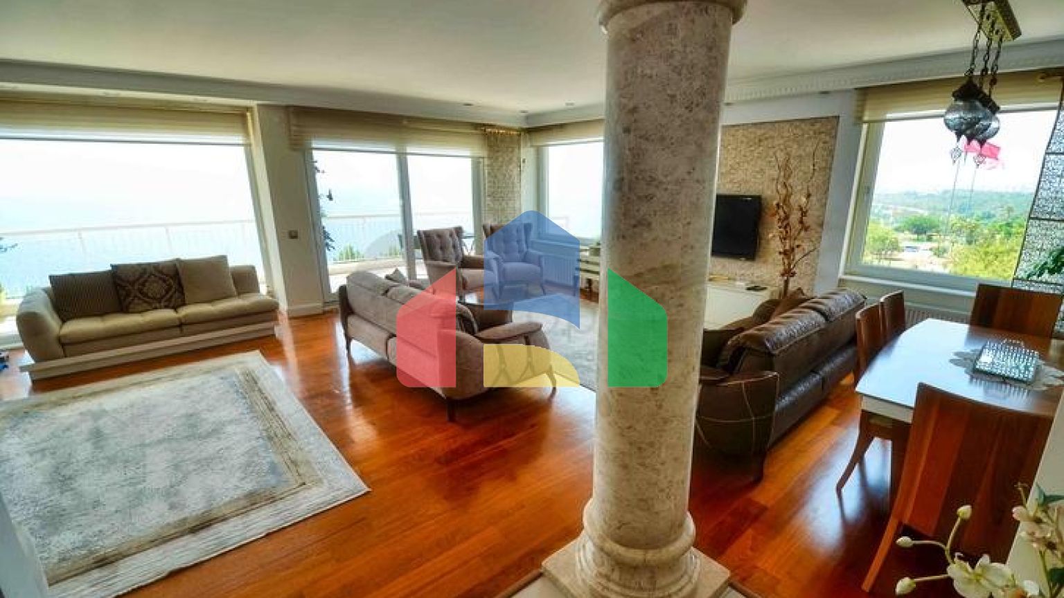 Квартира планування 4 + 1 в мікрорайоні Бахчеліевлер - Анталія