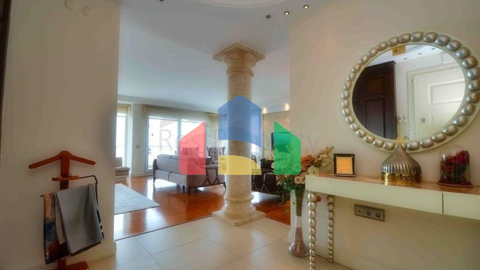 Квартира планування 4 + 1 в мікрорайоні Бахчеліевлер - Анталія