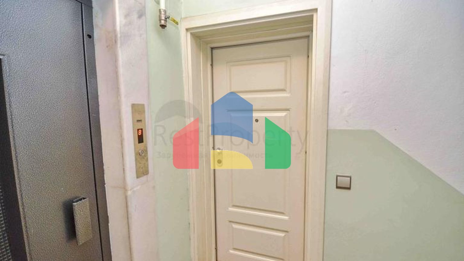 Квартира планування 4 + 1 в мікрорайоні Бахчеліевлер - Анталія