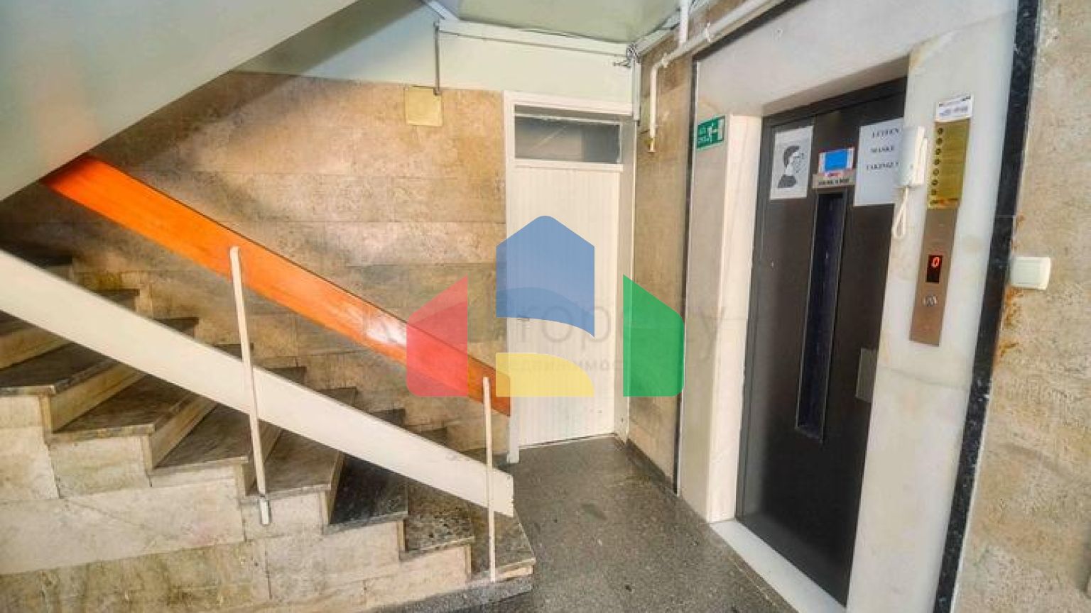 Квартира планування 4 + 1 в мікрорайоні Бахчеліевлер - Анталія