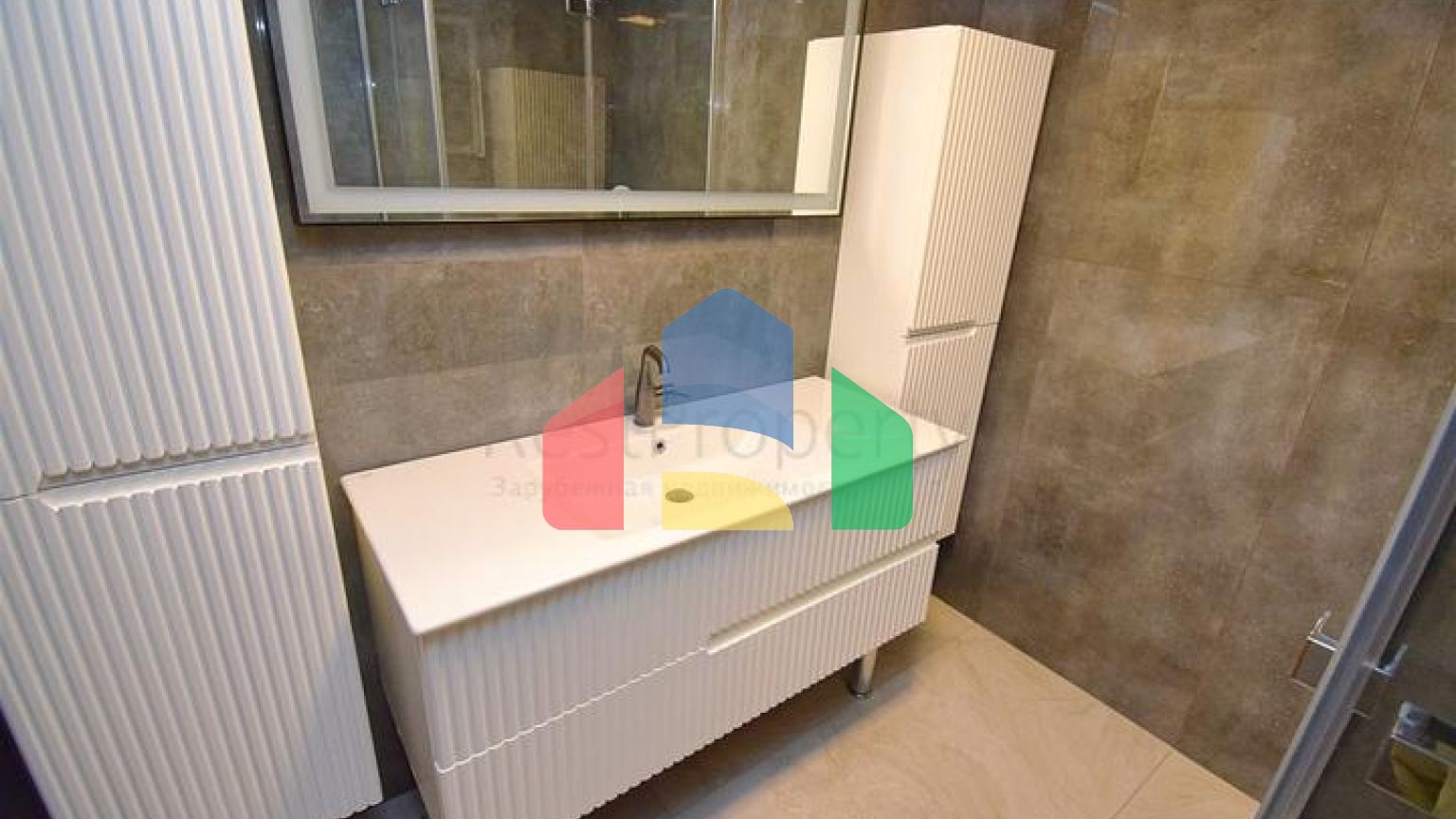 Квартира планування 3 + 1 в мікрорайоні Мельтем - Анталія