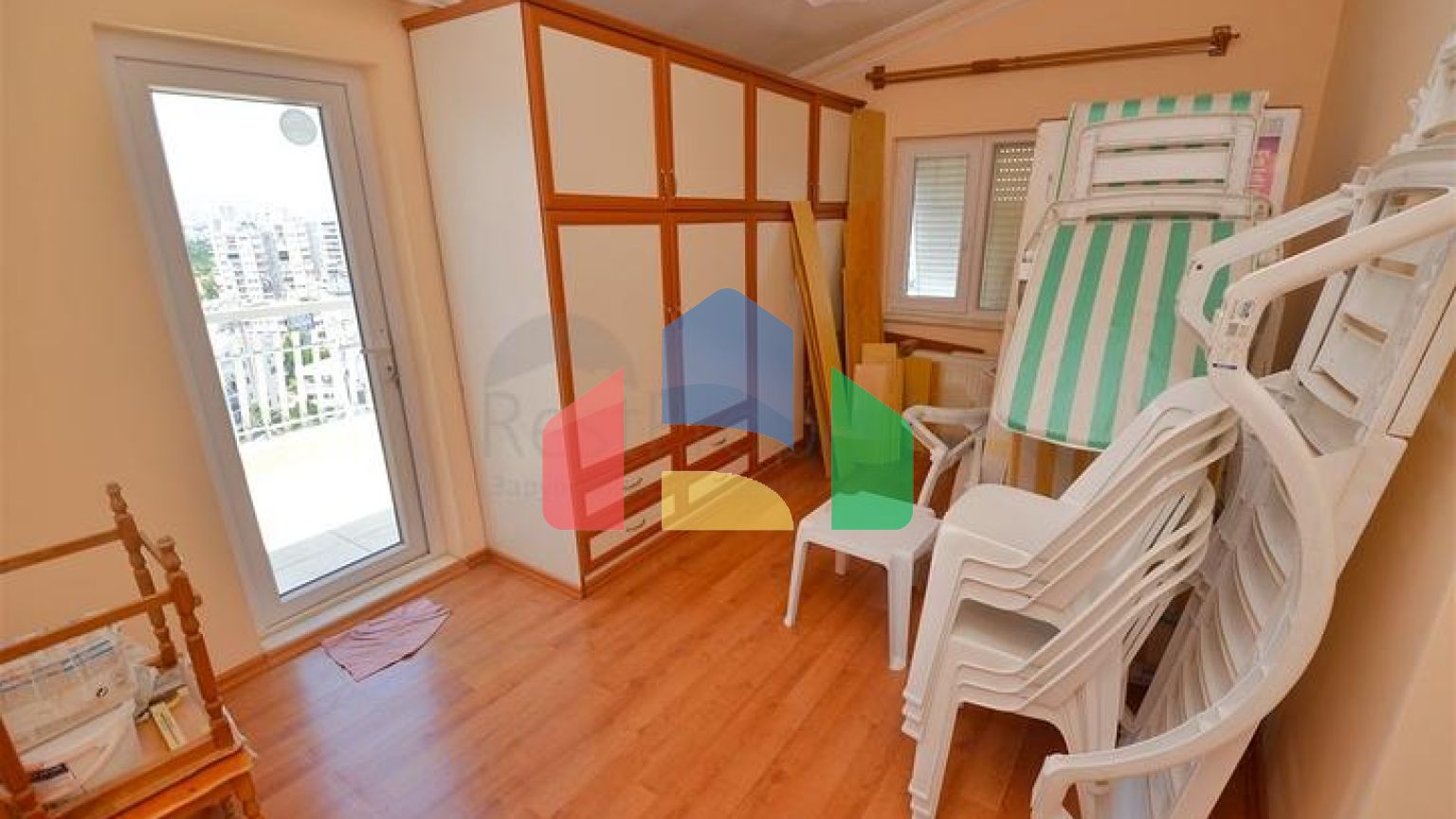 Квартира планування 5 + 2 в районі Єшильбахче - Анталія