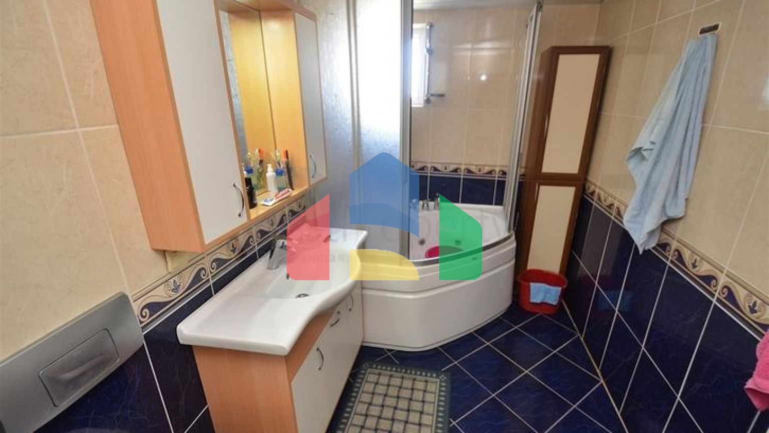 Квартира планування 5 + 2 в районі Єшильбахче - Анталія