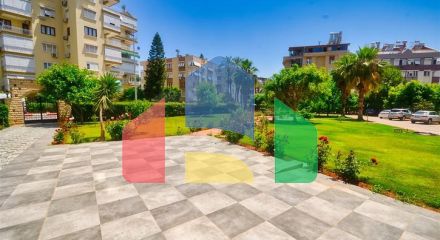 Квартира планування 5 + 2 в районі Єшильбахче - Анталія