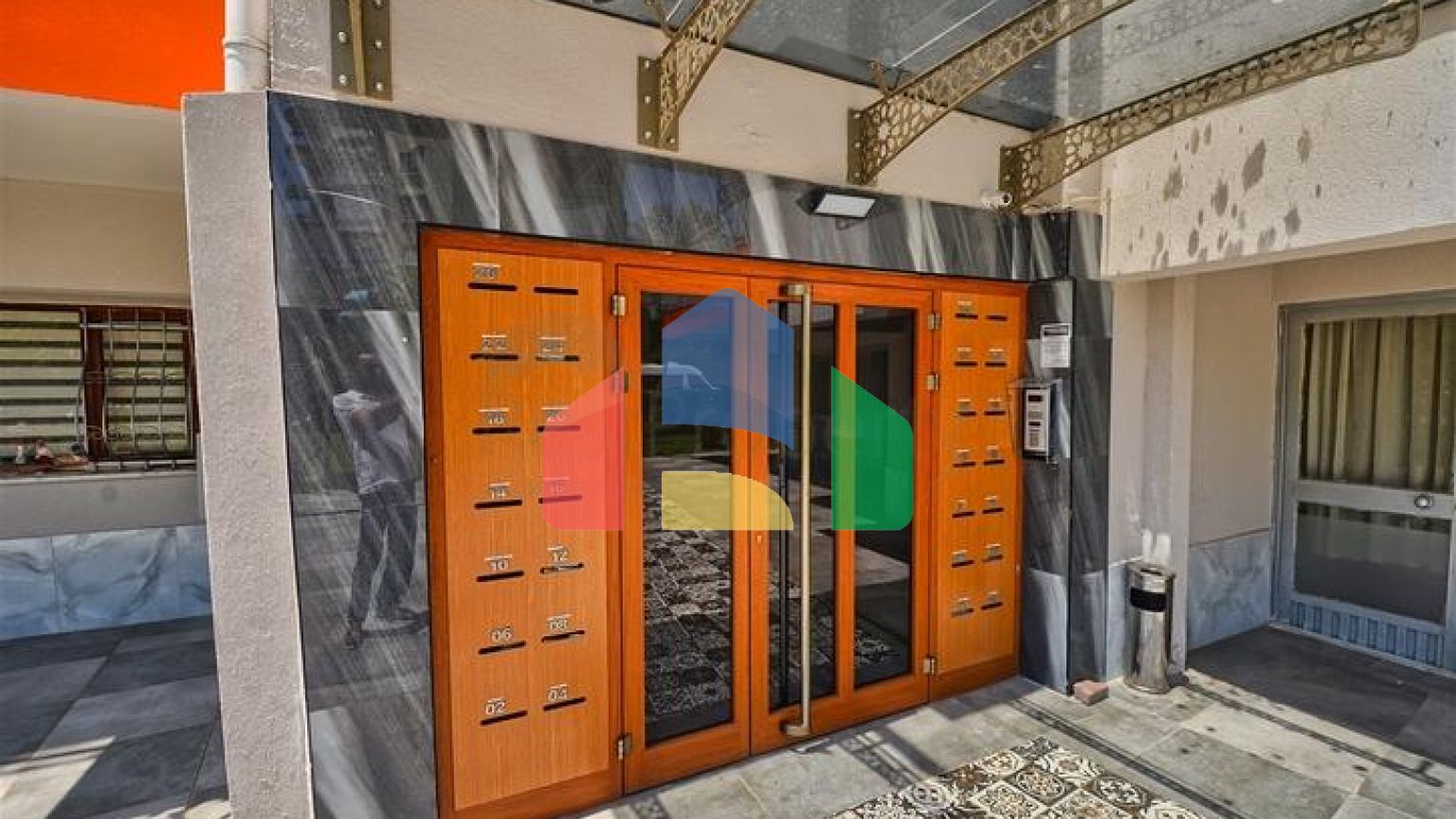 Квартира планування 5 + 2 в районі Єшильбахче - Анталія