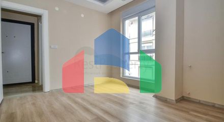 Квартира планування 2 + 1 в мікрорайоні Кизиларик - Анталія