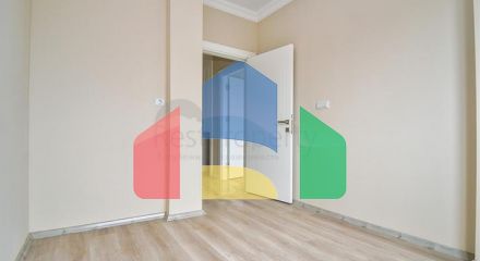 Квартира планування 2 + 1 в мікрорайоні Кизиларик - Анталія