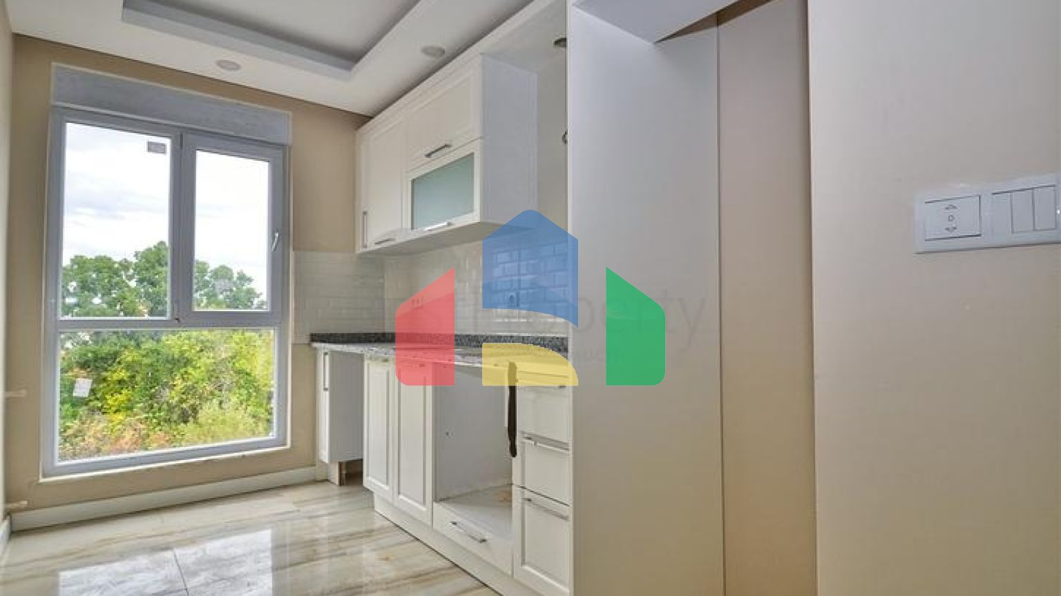 Квартира планування 2 + 1 в мікрорайоні Кизиларик - Анталія