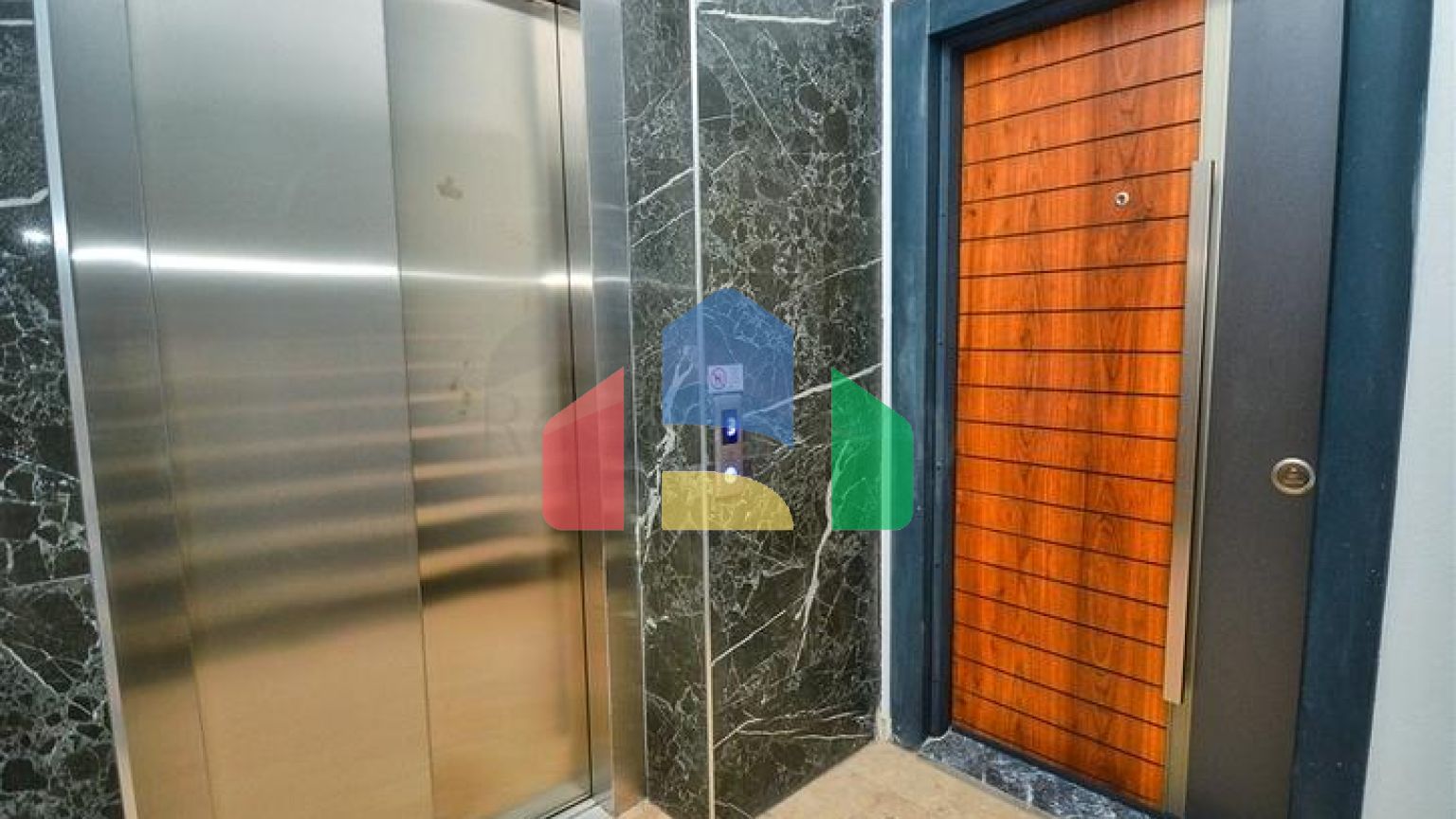 Квартира планування 2 + 1 в мікрорайоні Кизиларик - Анталія