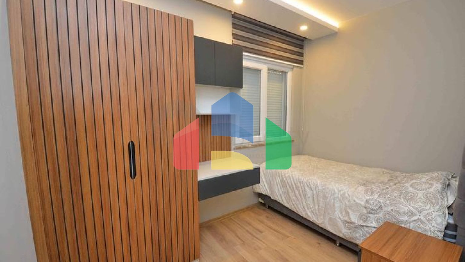 Квартири планування 4 + 1 в центрі міста Анталія