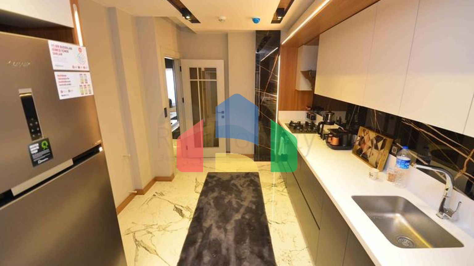 Квартири планування 4 + 1 в центрі міста Анталія