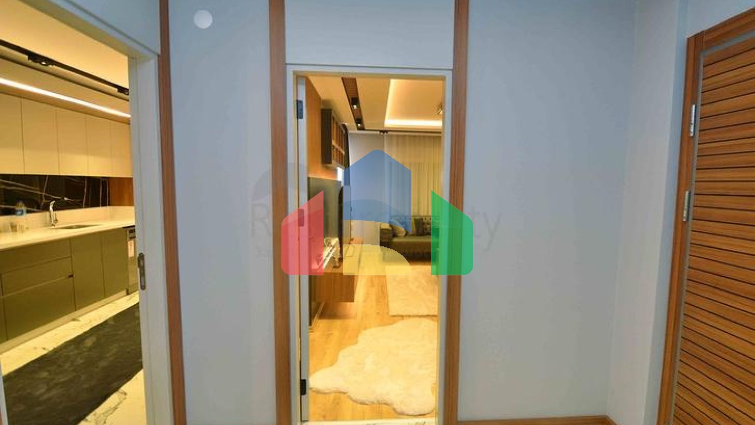 Квартири планування 4 + 1 в центрі міста Анталія