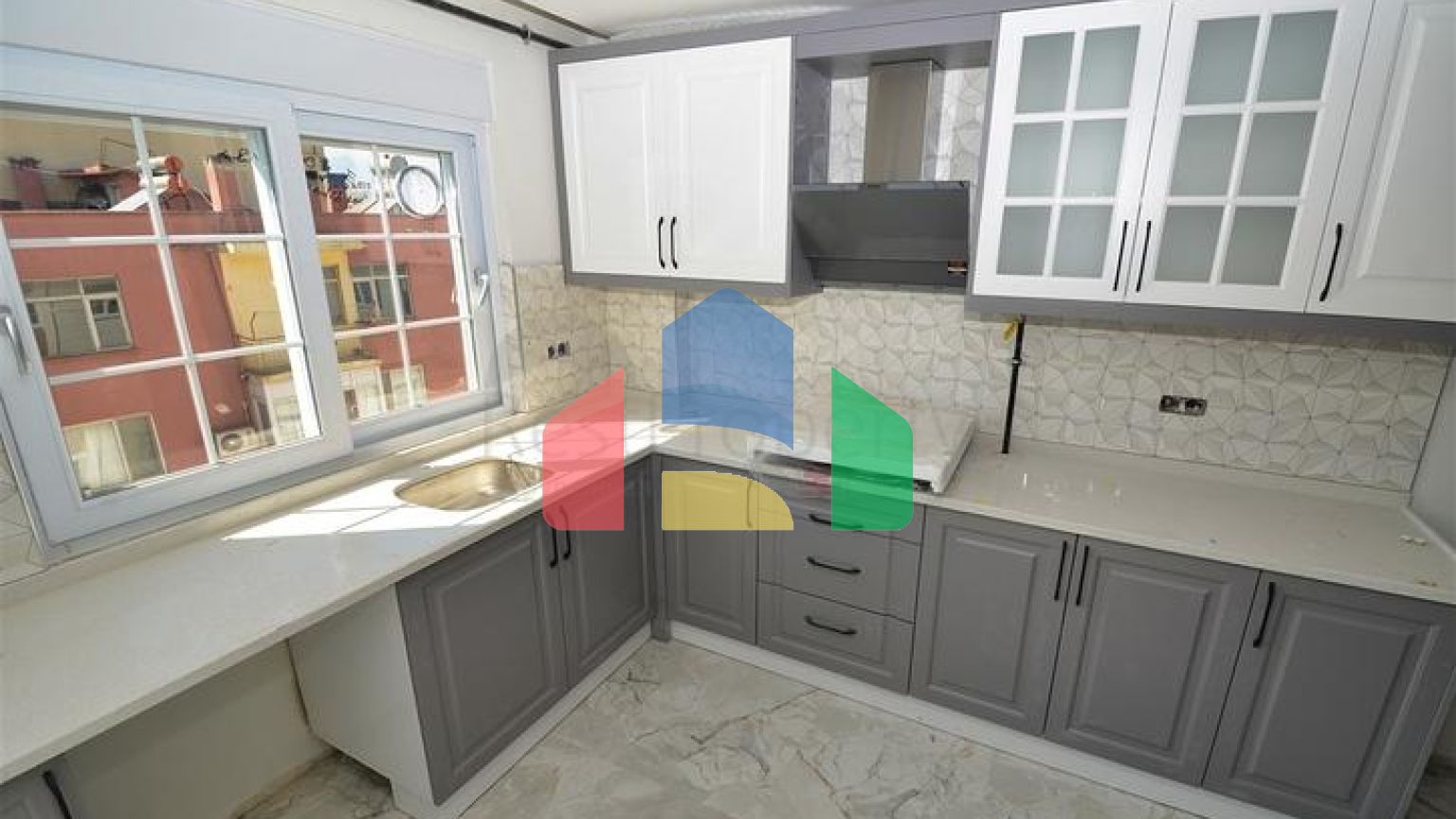 Інвестиційний проект в центрі міста Анталія