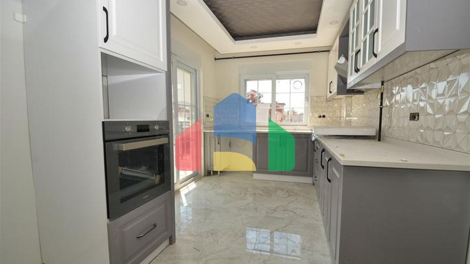 Інвестиційний проект в центрі міста Анталія