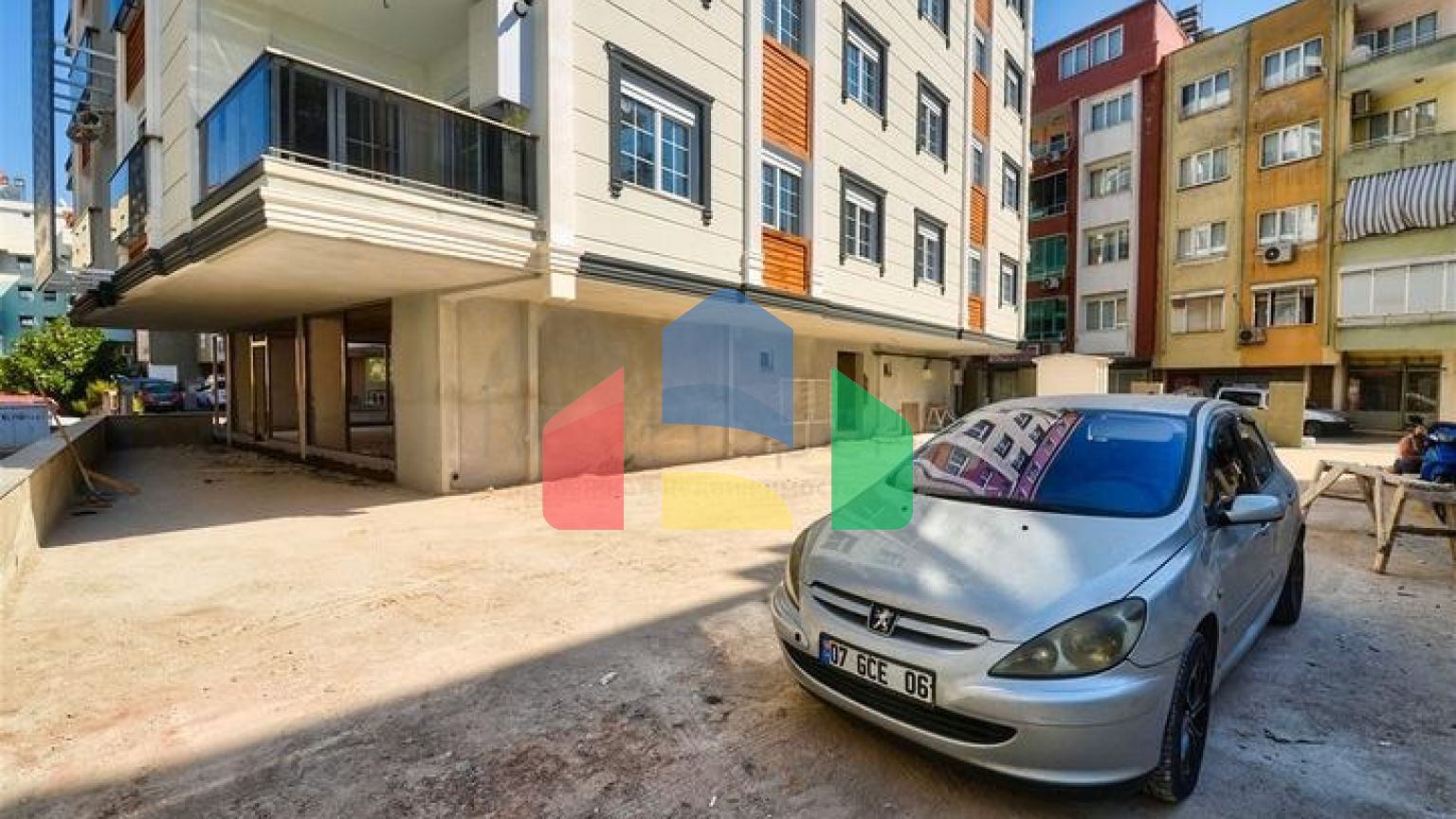 Інвестиційний проект в центрі міста Анталія