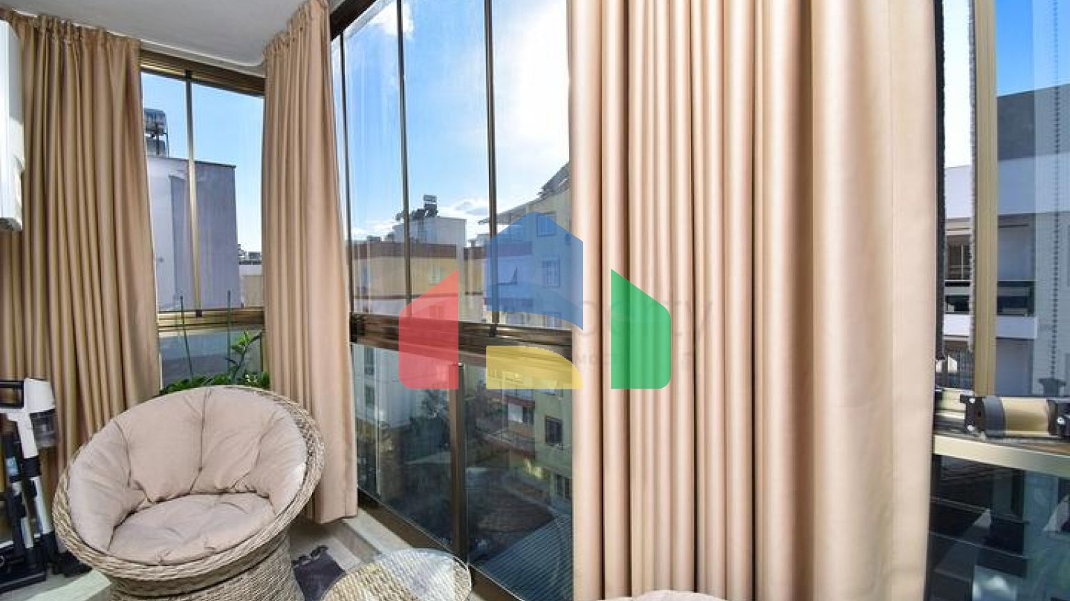 Квартира планування 5 + 1 дуплекс в мікрорайоні Енігюн-Анталія