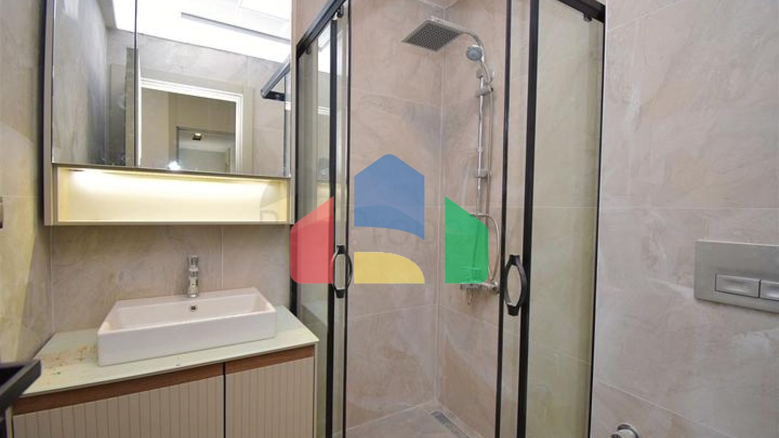 Квартири планування 4 + 1 в мікрорайоні Кизилтопрак - Анталія