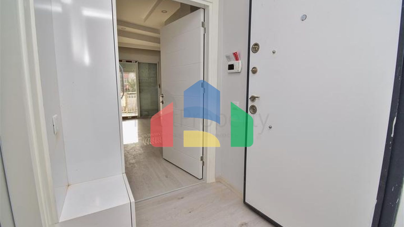 Квартиры планировки 2+1 в центре города Анталия