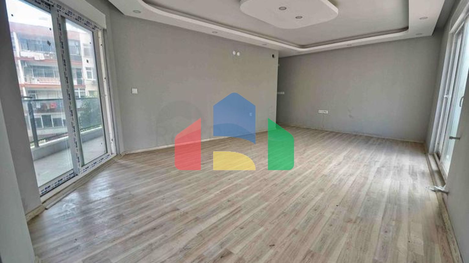 Інвестиційний проект в пішій доступності від історичного центру міста Анталія