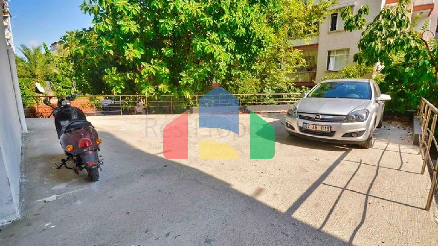 Інвестиційний проект в пішій доступності від історичного центру міста Анталія