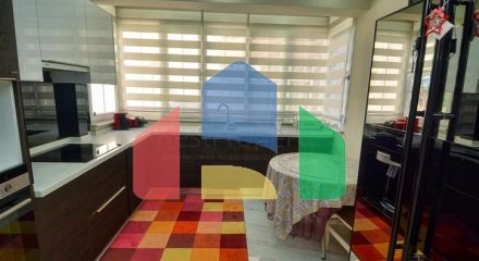 Квартира з меблями планування 3 + 1 в центрі міста Анталія