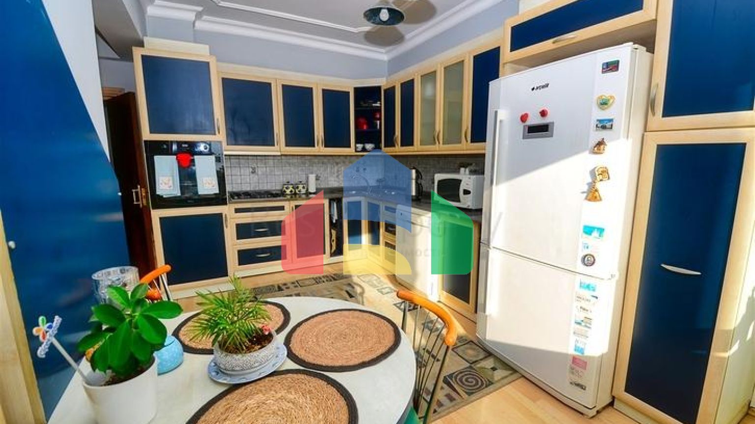 Квартира планування 4 + 1 дуплекс в центрі міста Анталія